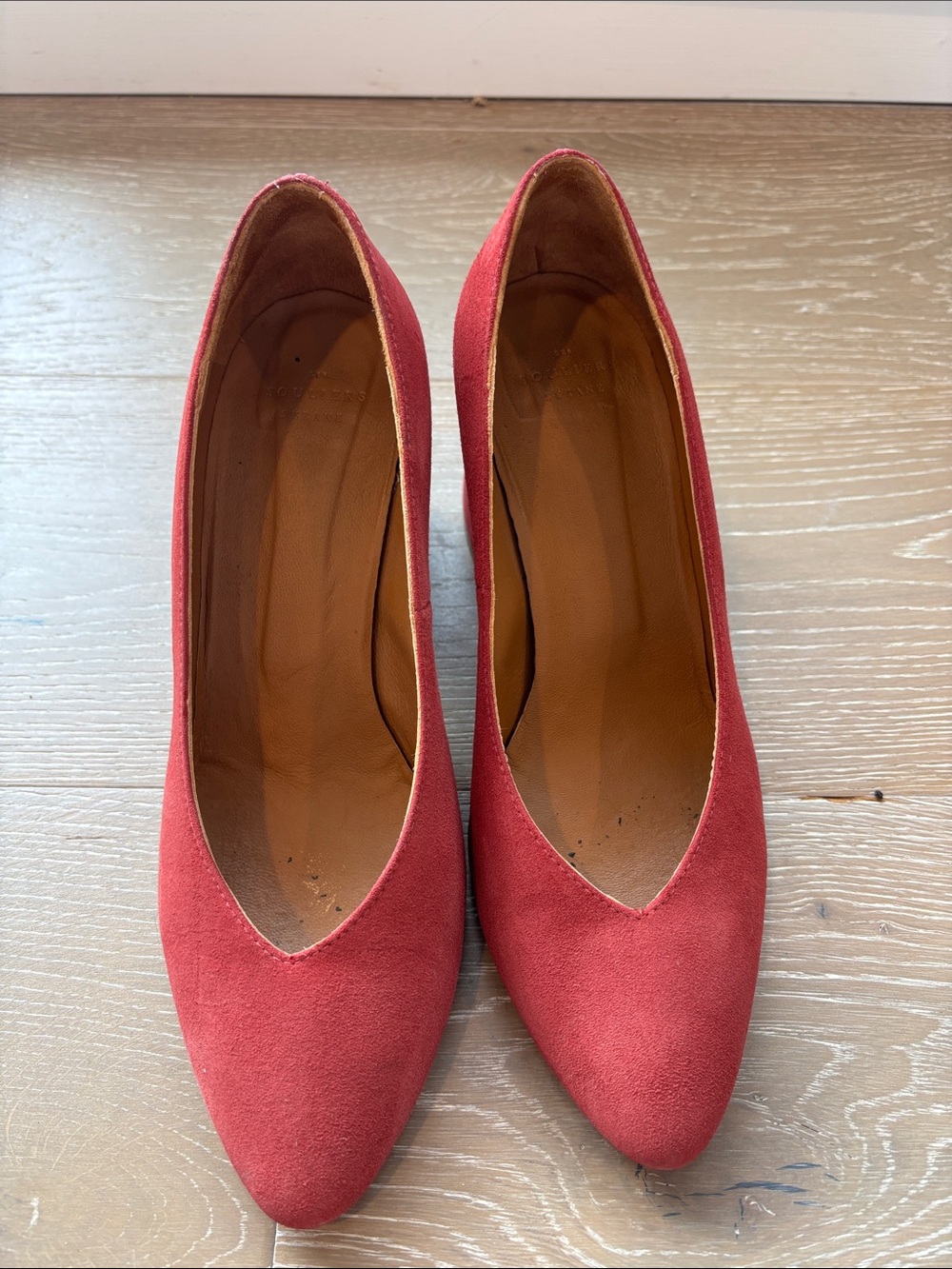 Sezane Coral-Red Suede Pointed-Toe Pumps